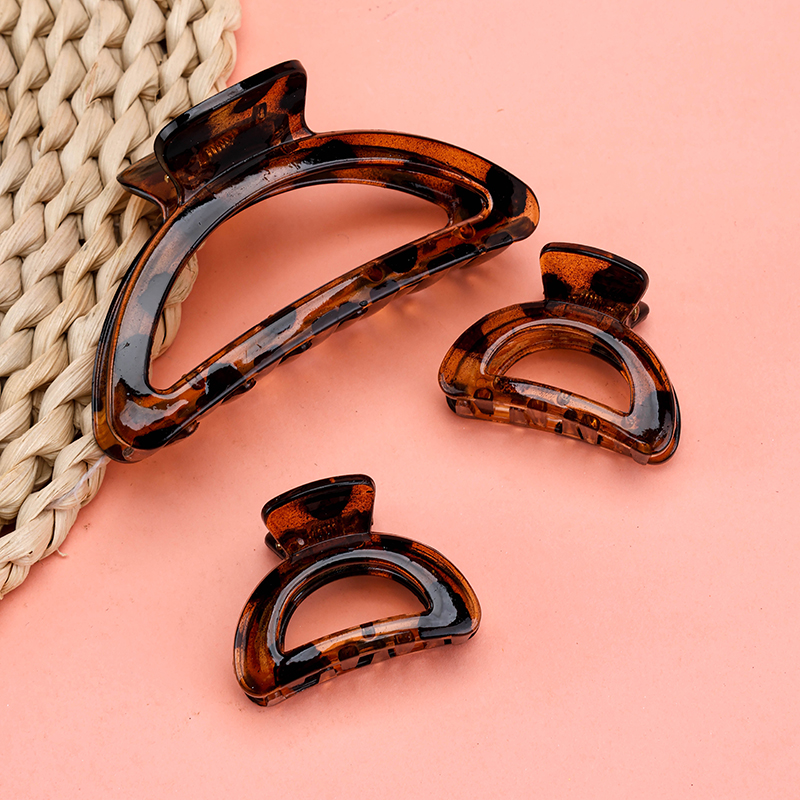Black Tea Color Hollow Hair Claw Clip Set GPPS 4011801309