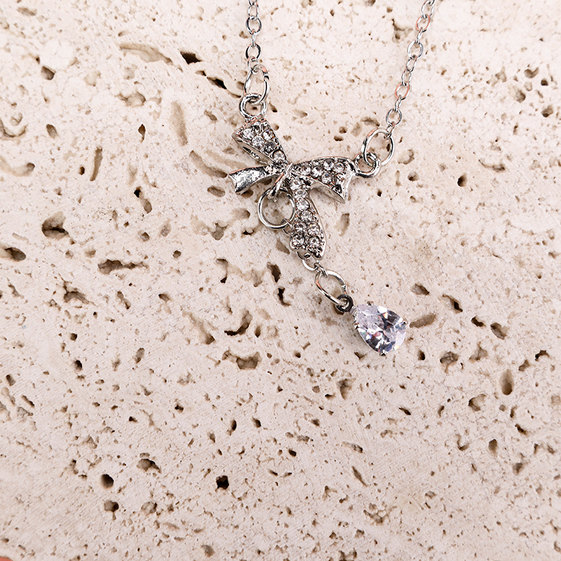 Rhinestone Bow Pendant Necklace