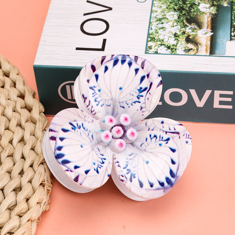 Three-Petal Flower Medium Hair Claw Clip PS 4012000356