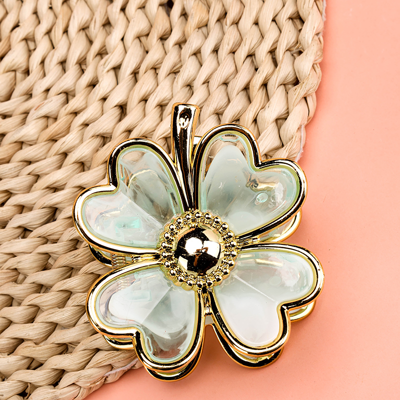 Gold Trim Medium Hair Claw Clip 4012000358