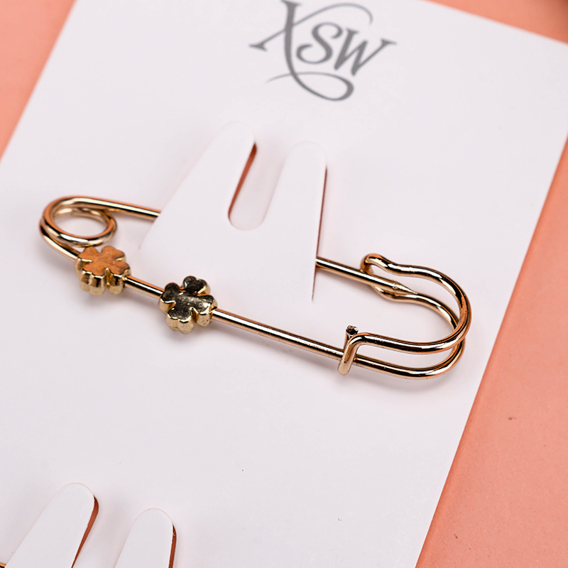 New Simple Waist Buckle Brooch Alloy 4011000149
