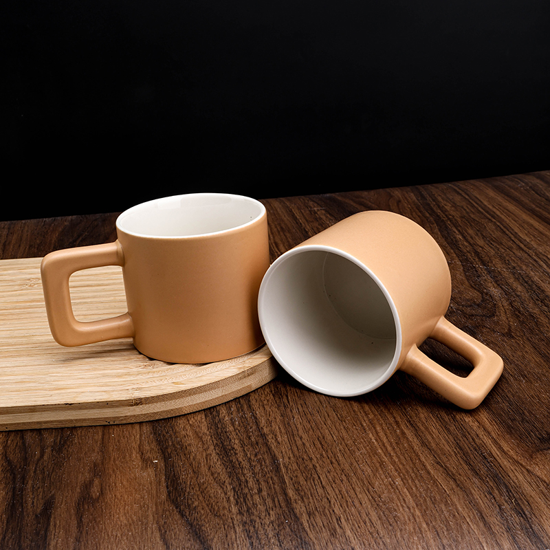 C1104B Color Glaze Ceramic Cup Color Random 1200200278