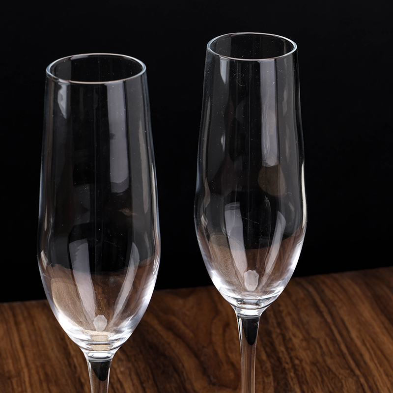Deli TJ0422 Cold Incision Goblet (195ML)