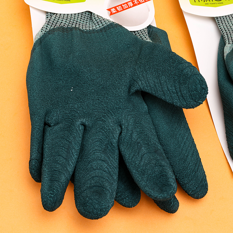 8701 Semi-Rubber Tire Wang Laobao Gloves 3060200133