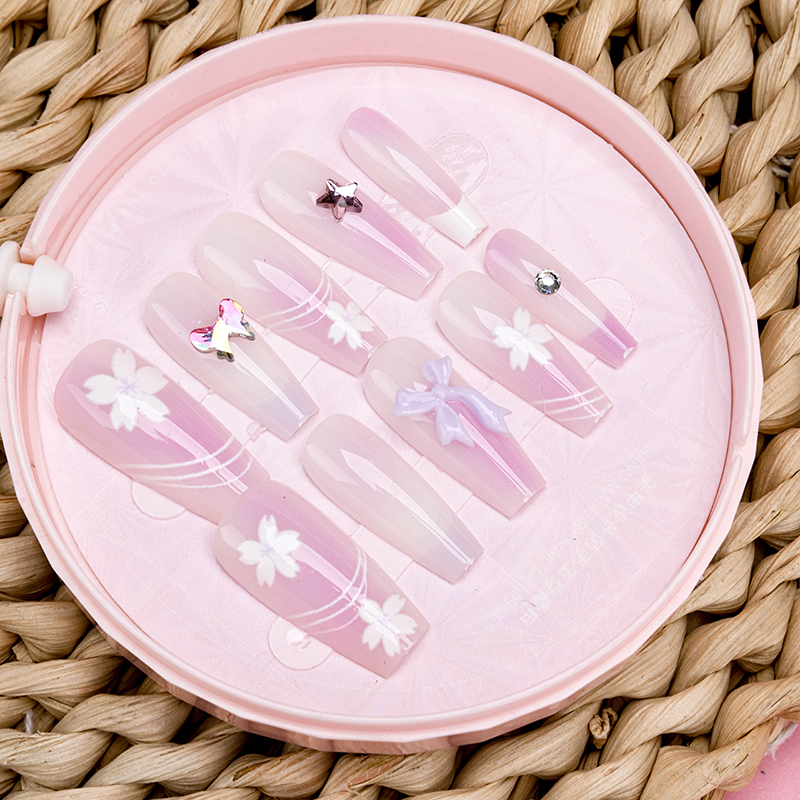 Round Box Long Rhinestone Nails