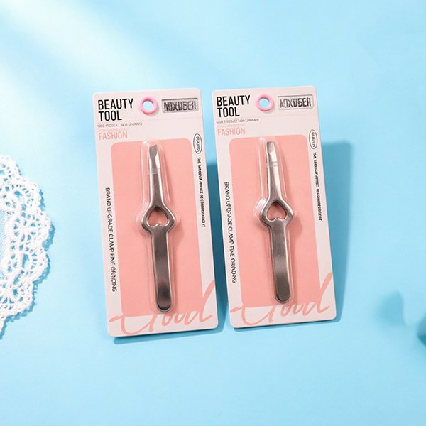 GM-85229 Slanted Sandblasted Heart Eyebrow Tweezer Stainless Steel