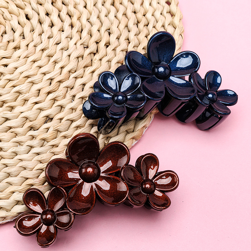 11 cm PS Hair Claw Clip Three Five-Petal Flower 4011801327