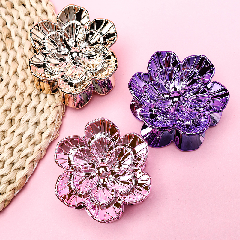 7 cm Flower Medium Hair Claw Clip