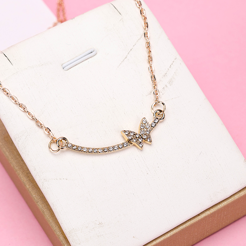Simple Rhinestone Butterfly Wave Necklace