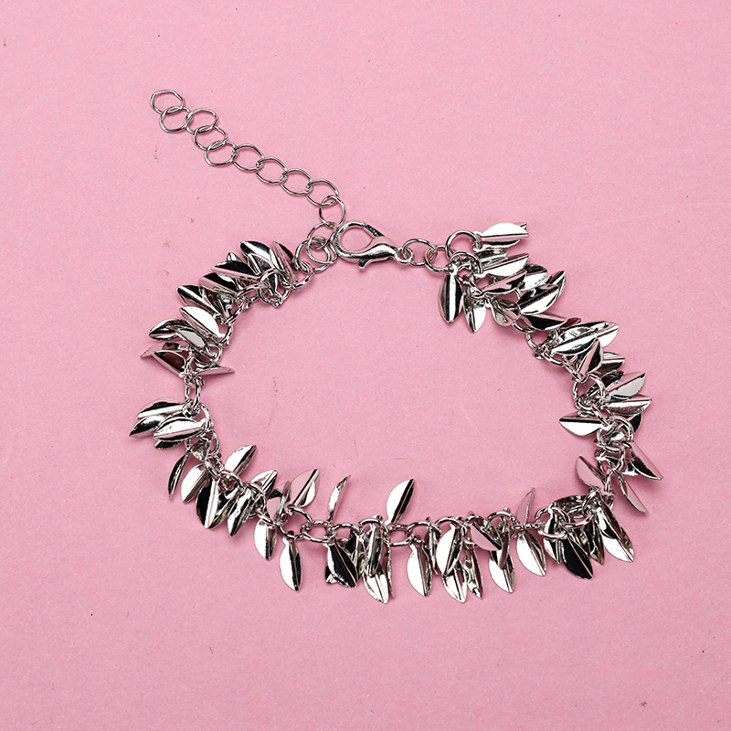 Trendy Leaf Bracelet