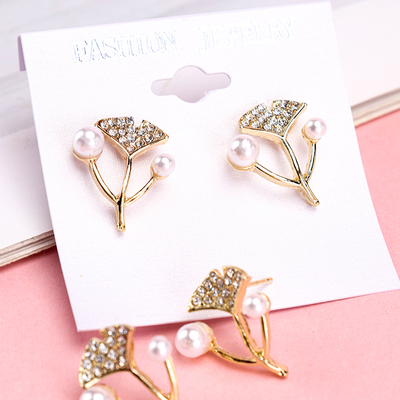 Pearl Ginkgo Leaf Ear Studs