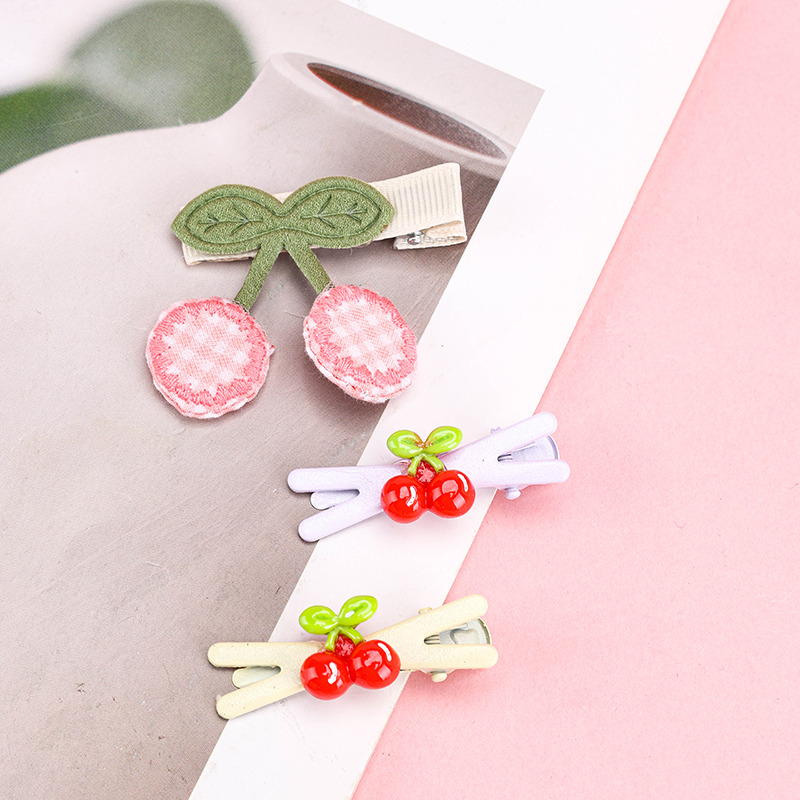 Boxed Fabric Fruit Duck Clip Combination Alloy 4010402924
