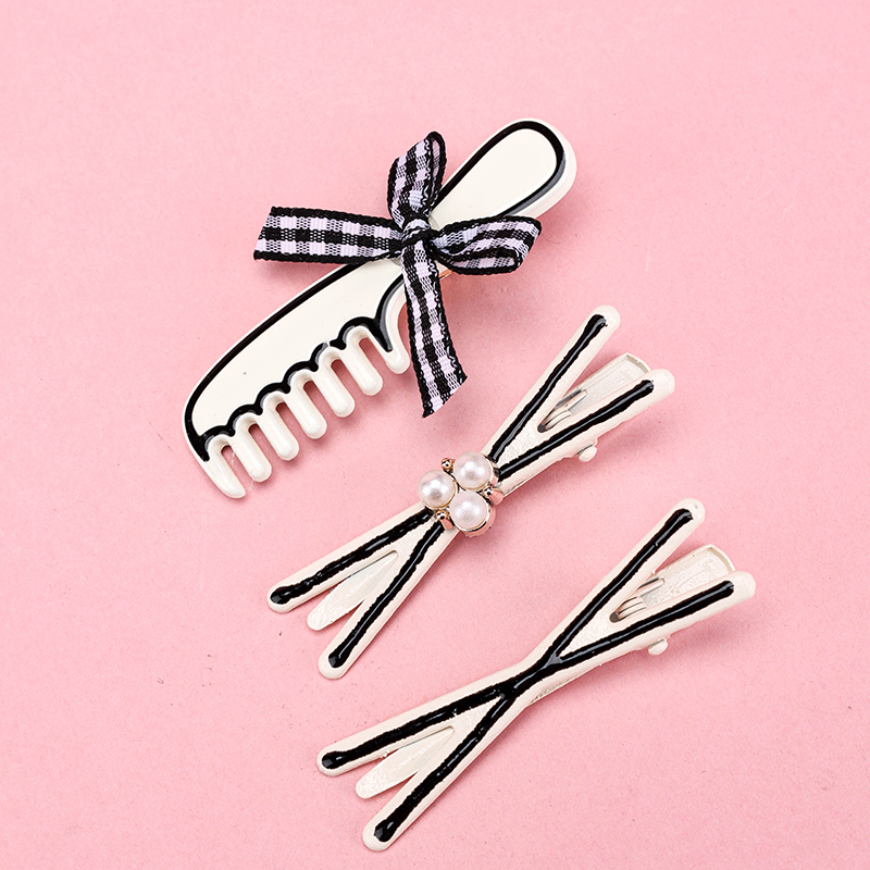 Three Black White Shape Duck Hair Clip Alloy 4010402945