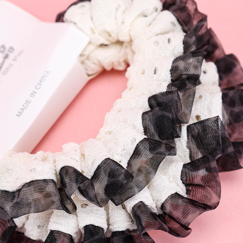 2-Pack Leopard Print Hollow Yarn Hair Tie
