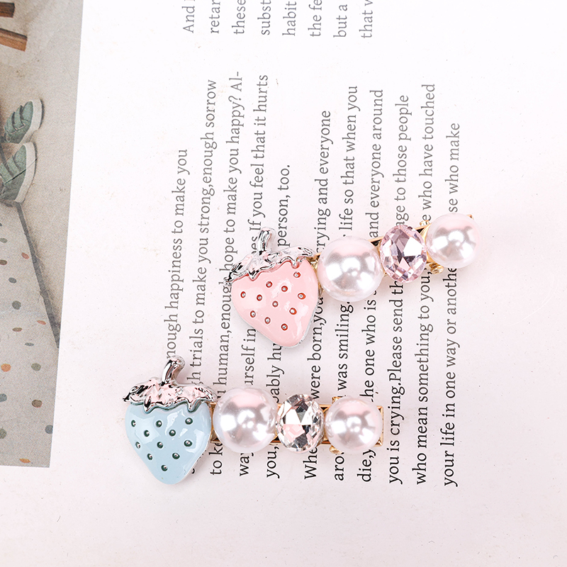 Strawberry Pair Duck Hair Clip Plastic 4010402941