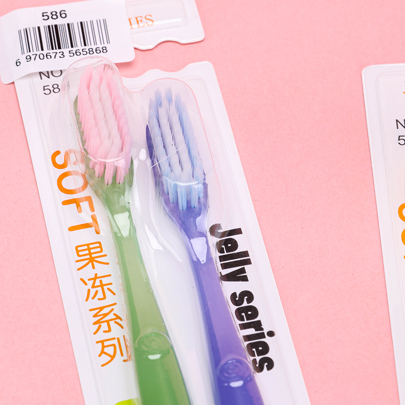 Toothbrush 586