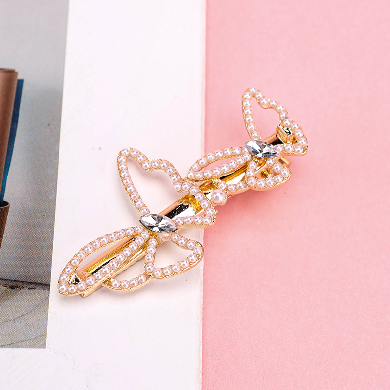 Bagged Two Pearl Butterfly Duckbill Hair Clip Alloy Glass ABS Code 4011200397