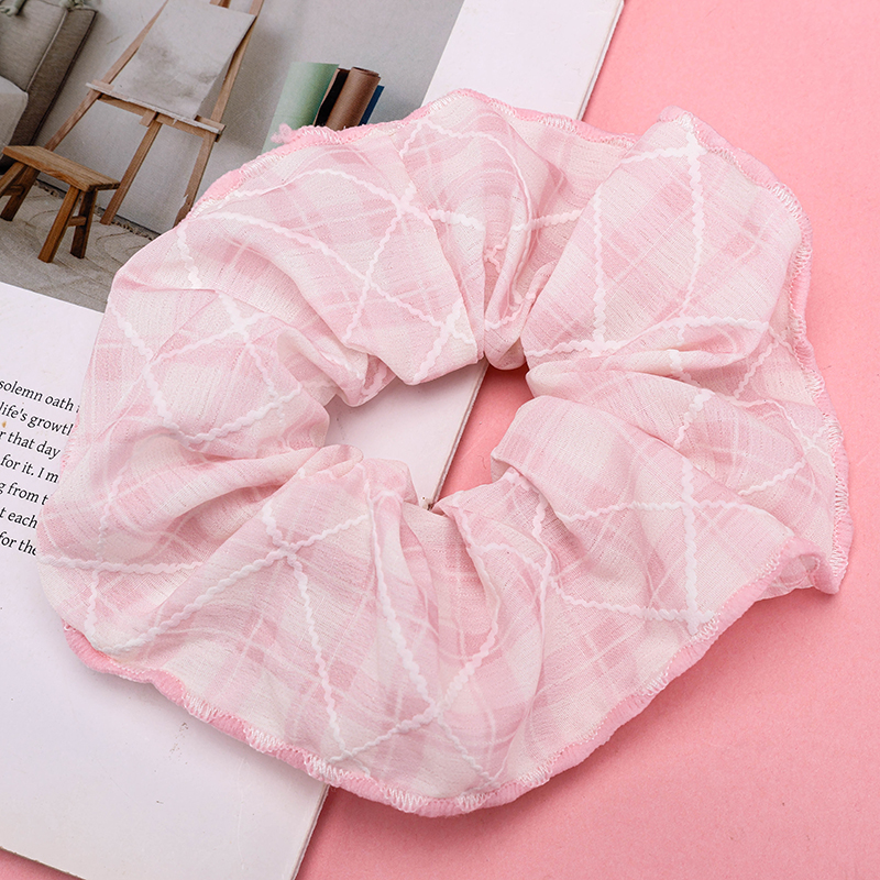 Diamond Pattern Shell Edge Fabric Scrunchie 4012102095