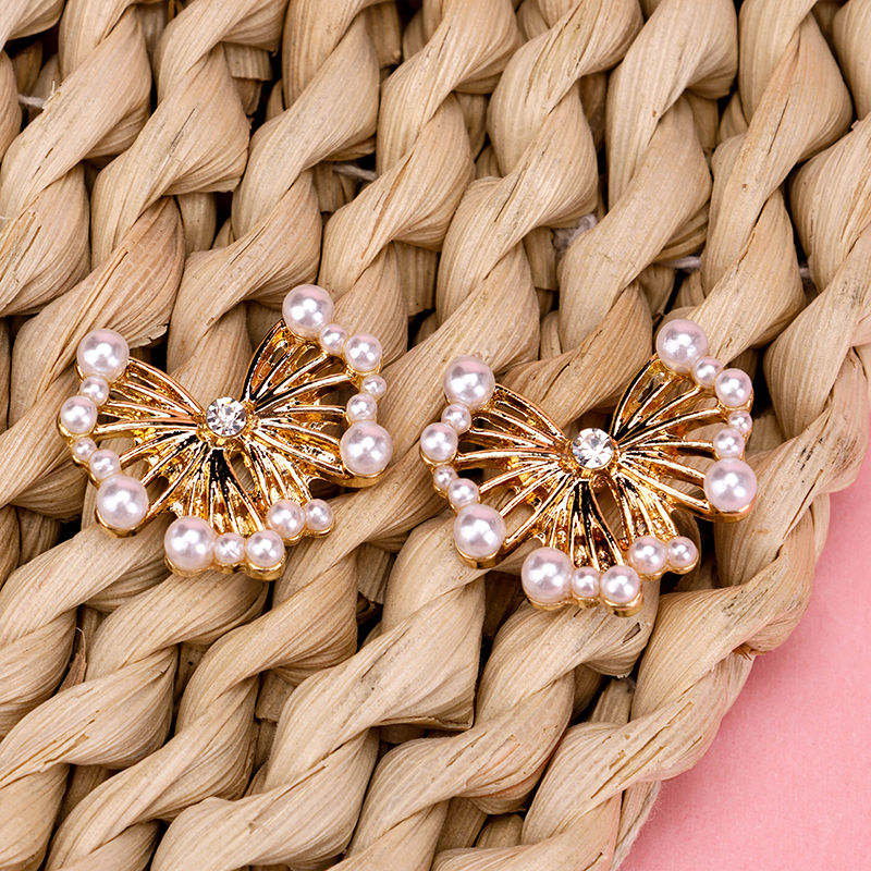 Gold Wire Pearl Butterfly Ear Studs