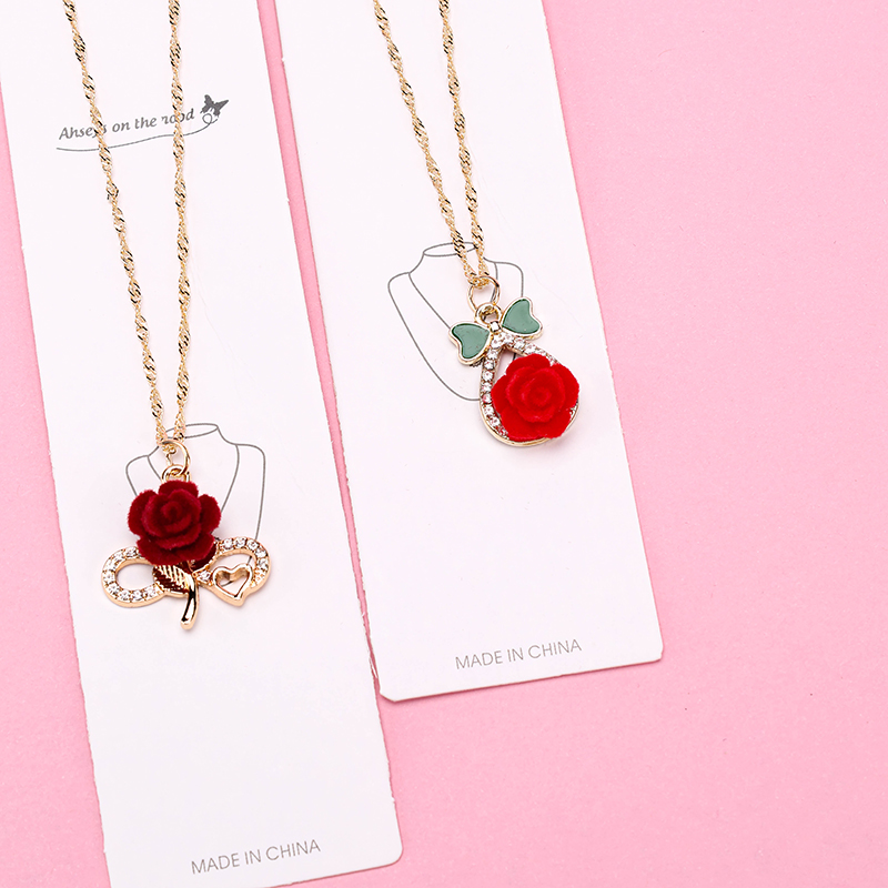 Drop Flower Necklace