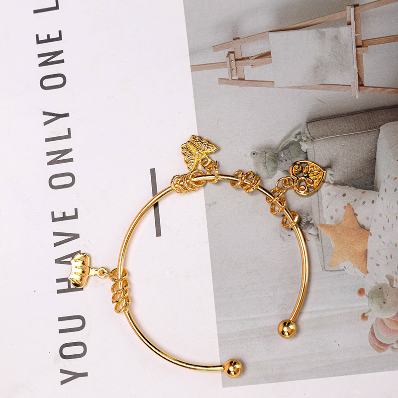 Gold Adjustable Bangle 4021100248
