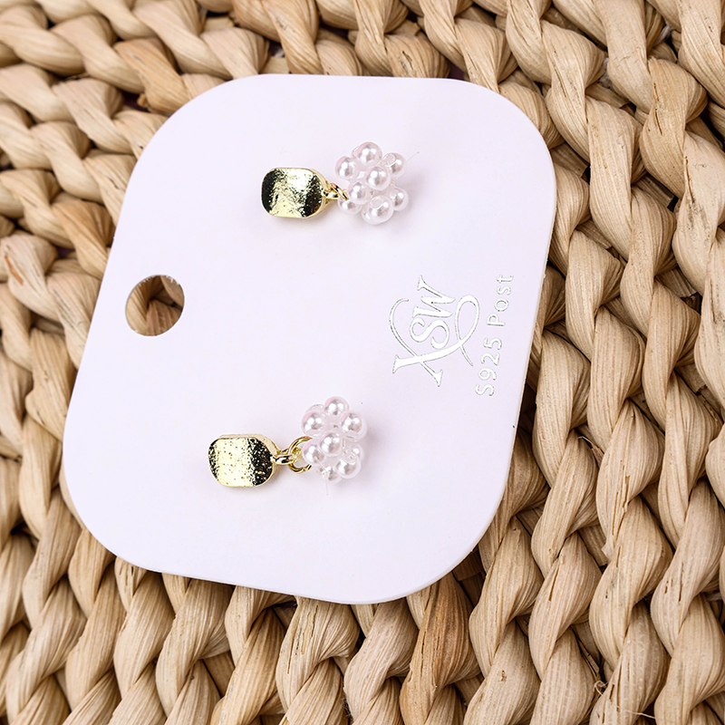 French Pearl Ear Studs