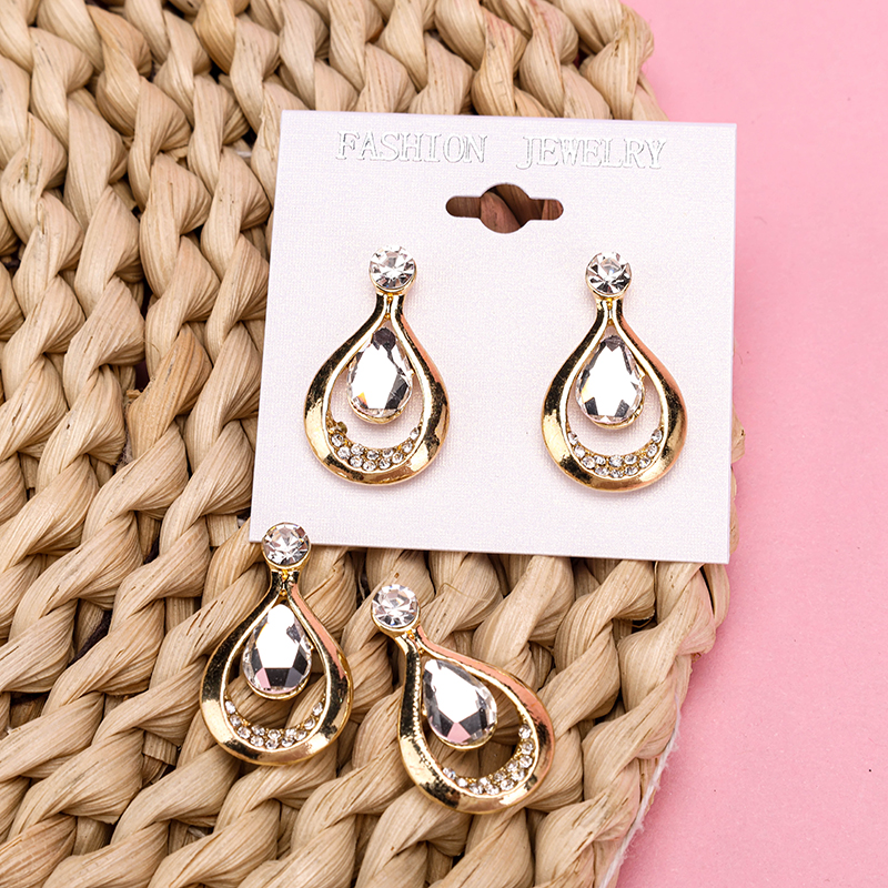 Vintage Drop Diamond Ear Studs