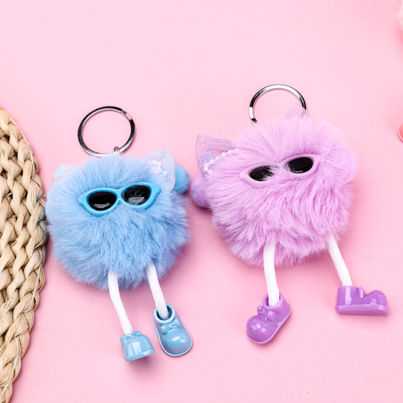 Pearl Bow Tie Pom-Pom Charm