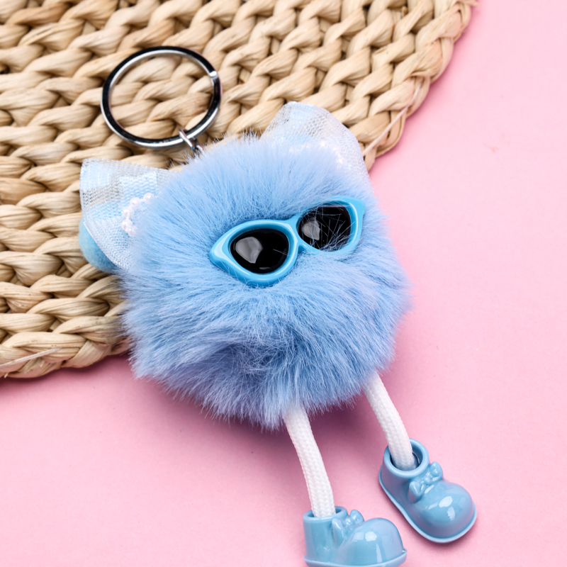 Pearl Bow Tie Pom-Pom Charm
