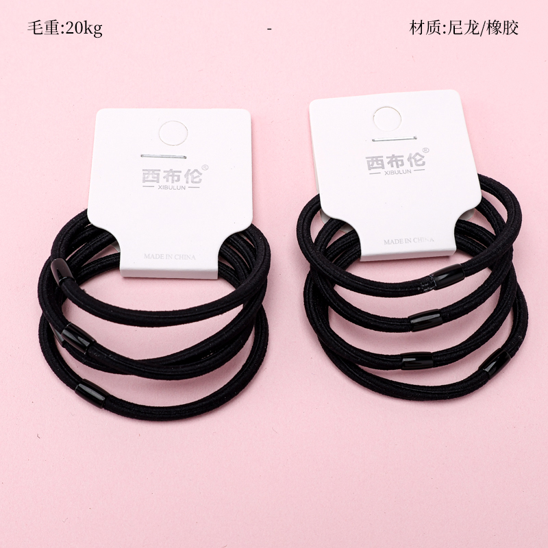 Bốn dải cao su đen được kiểm tra tốt