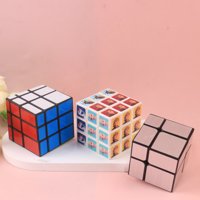 QY趣味三阶魔方 2